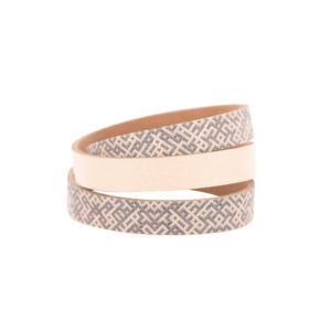 Beiges dreifaches Lederarmband mit Lielvārde-Gürtelmotiv, 1,2 cm