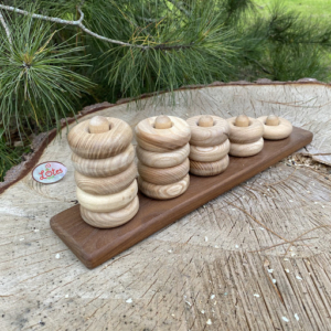 Lotes Toys Mehrstufige runde Holzpyramide PY31